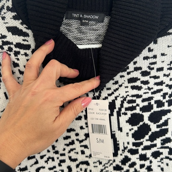 NWT Tint & Shadow Womens S/M Animal Print Sweater - Picture 6 of 6